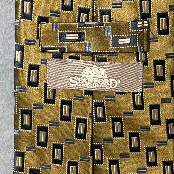 Bundle of 3 100% Silk Used Neckties. Made in the USA. - Picture 4 of 5